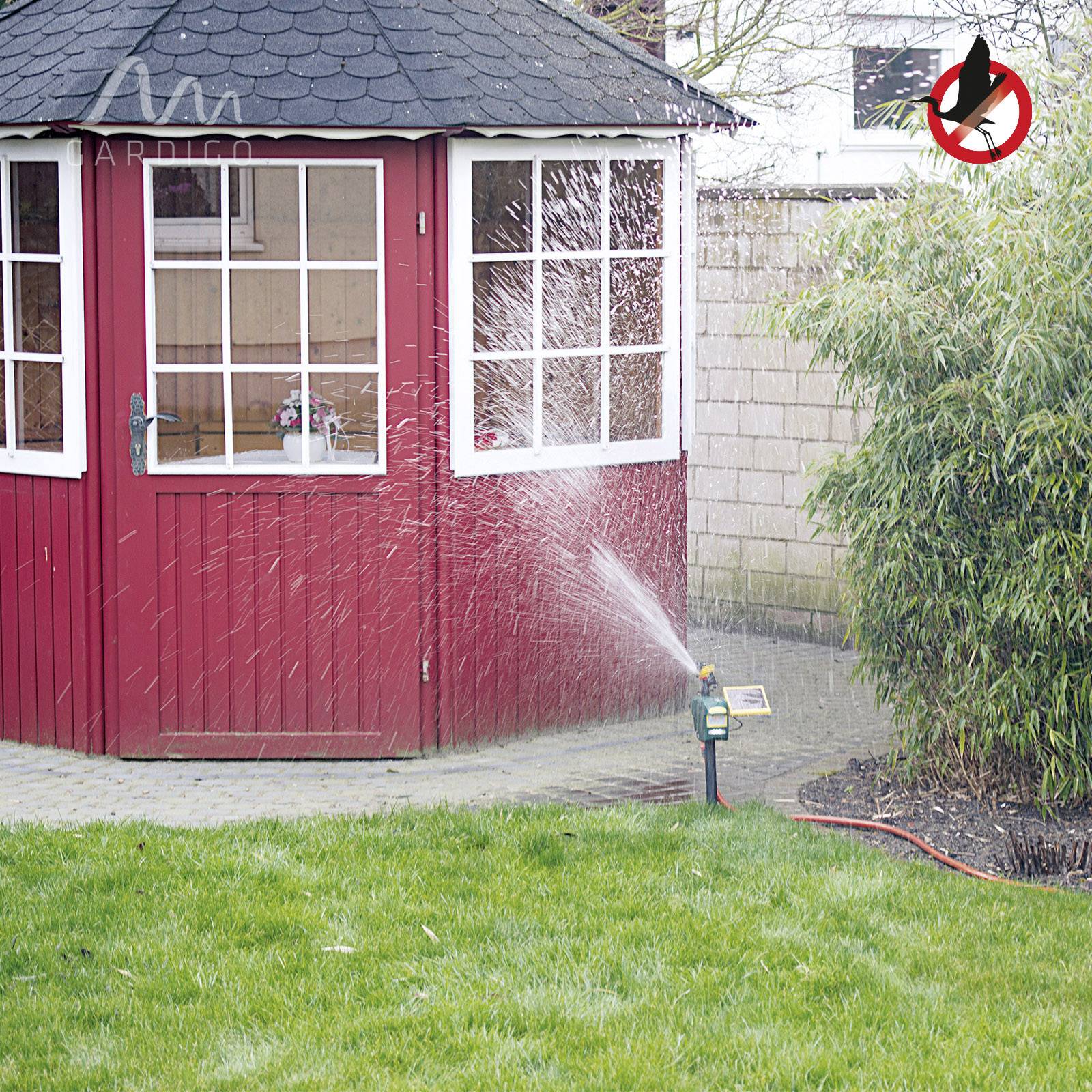 Napelemes, mozgásérzékelős vízsugaras kutya-, macska-, madár- és egyéb állatriasztó, Gardigo-4