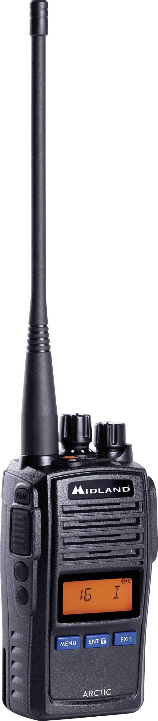 Egy hordozható rádió hosszú antennával és narancssárga kijelzővel, amelyen a 16-os és I-es csatornák láthatók.