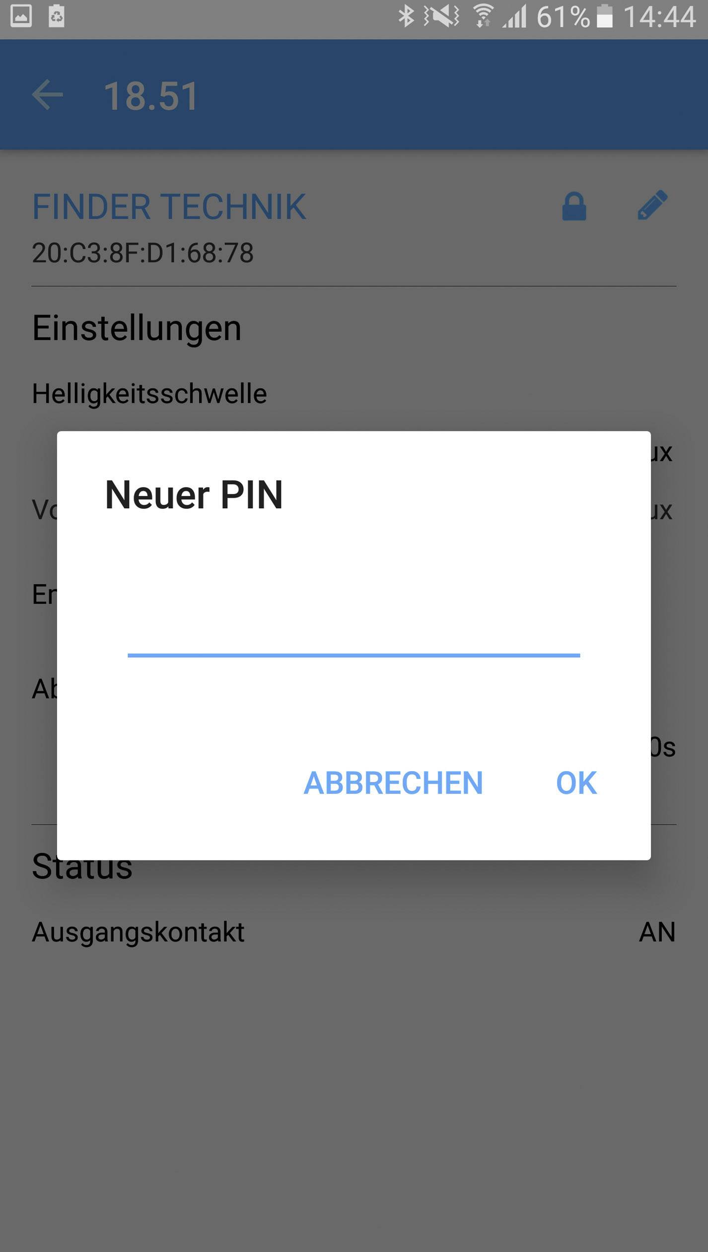 Új PIN-kód beviteli mező okostelefon képernyőjén, lent a 'Mégsem' és 'OK' opciókkal.