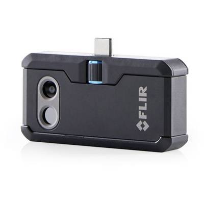 Egy FLIR hőkamera-adapter USB-csatlakozóval, amely okostelefon-kompatibilitást biztosít. Fő jellemzője a hőkép rögzítése.