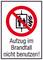 Tűzvész esetén a liftet nem szabad használni!<br><br>(Note: This includes a standard fire safety warning sign with a crossed-out elevator symbol and flames, cautioning people not to use the elevator during a fire.)