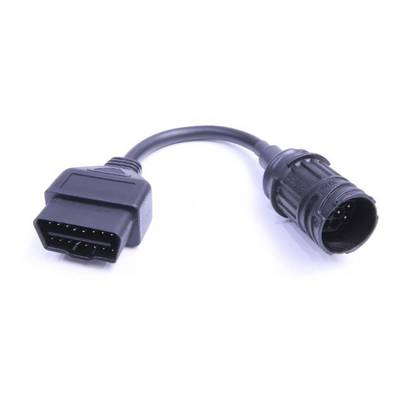 Egy OBD2-adapter kábel, amelynek az egyik oldalán 16 érintkezős csatlakozó, a másik oldalán pedig többpólusú kerek csatlakozó van.