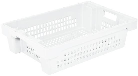 Egy üres, fehér műanyag kosár rácsszerű oldalfalakkal és fogantyúkkal az oldalsó részén, amely alkalmas tárgyak tárolására vagy szállítására.