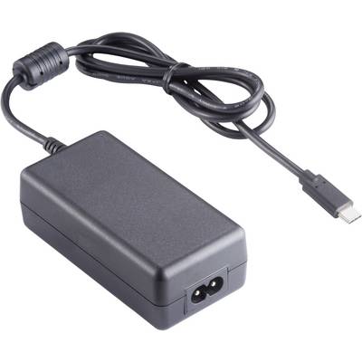 Fekete laptop-töltő USB-C csatlakozóval és hálózati kábellel, fehér háttér előtt.