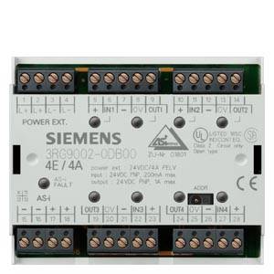 Egy Siemens relé modul, modellszáma '3RE4900-0DB00'. Csatlakozókapcsok 24V DC feszültséghez és LED-es állapotjelzők láthatók rajta.