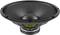 Egy nagy, fekete hangszóró ferde nézetben. Látható a kúp, a membrán és a mágnes.