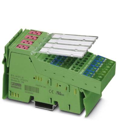 Zöld elektronikus modul több foglalattal és színes csatlakozókkal ipari folyamatok vezérlésére.