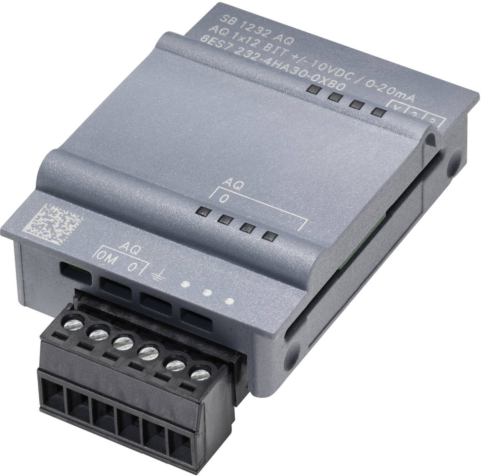 Ipari eszköz modul csatlakozó kapcsokkal és feliratozással: AQ 1x12 Bit, 0–10VDC, 0-20mA. Szürke ház, téglalap alakú.