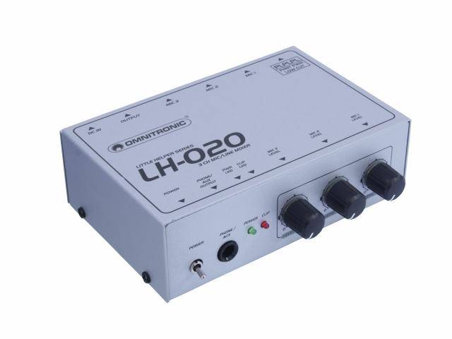 Audiobox "OMNITRONIC LH-020" felirattal. Előlapján három forgógomb és csatlakozók. Hangvezérlésre használható.