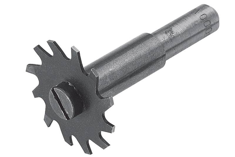 Körfűrészfej fogazott élű és hengeres szárú. Alkalmas fém vagy fa precíziós vágására gépekben.