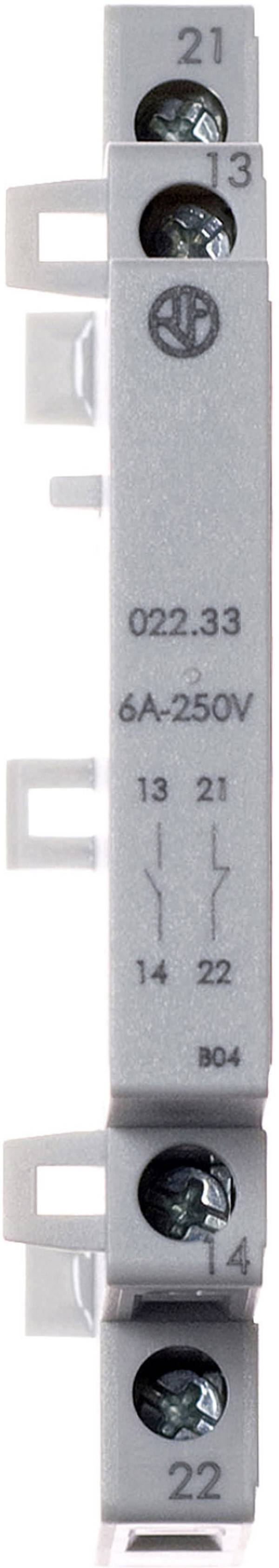 Segédkapcsoló 2 záró 6 A, Finder 022.33