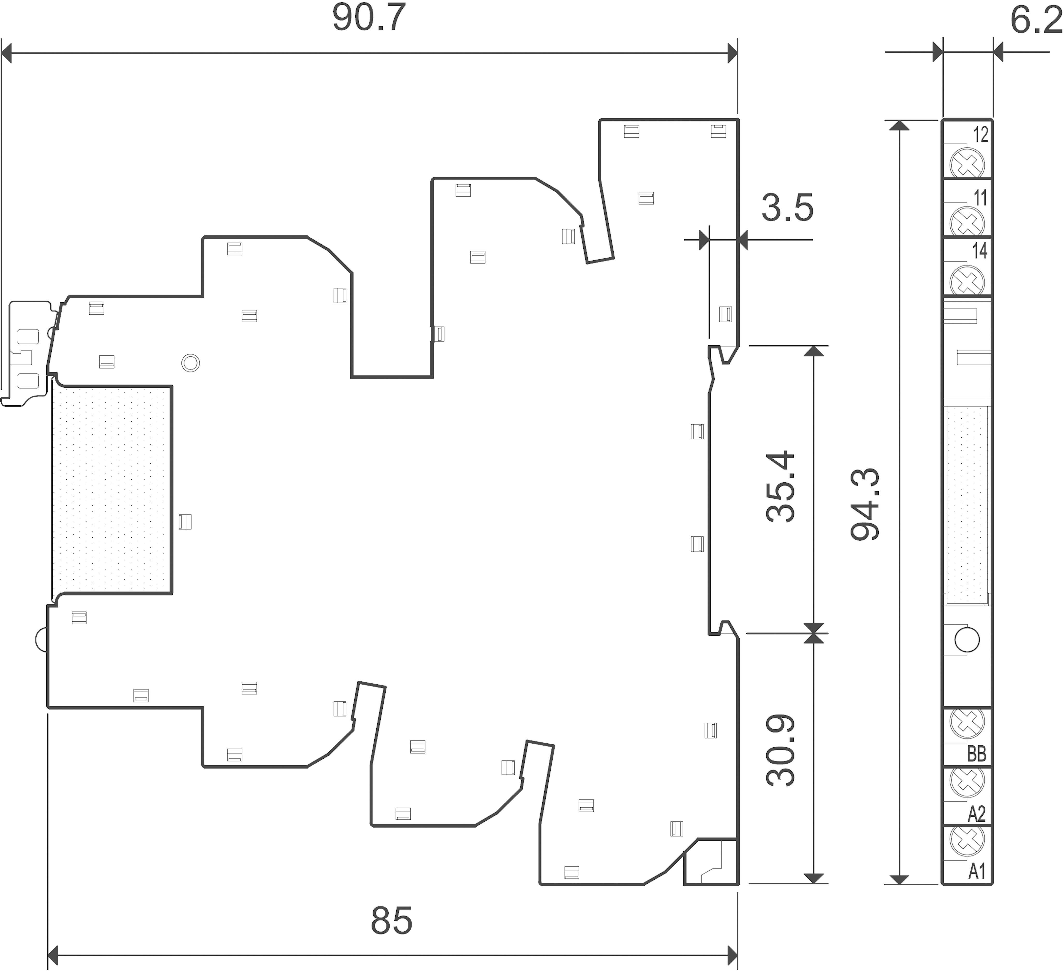 Egy épület alaprajza méterben megadott méretekkel. Fő terület baloldalt: 90,7 m x 85 m. Jobboldalt: Keskeny terület, 6,2 m széles.