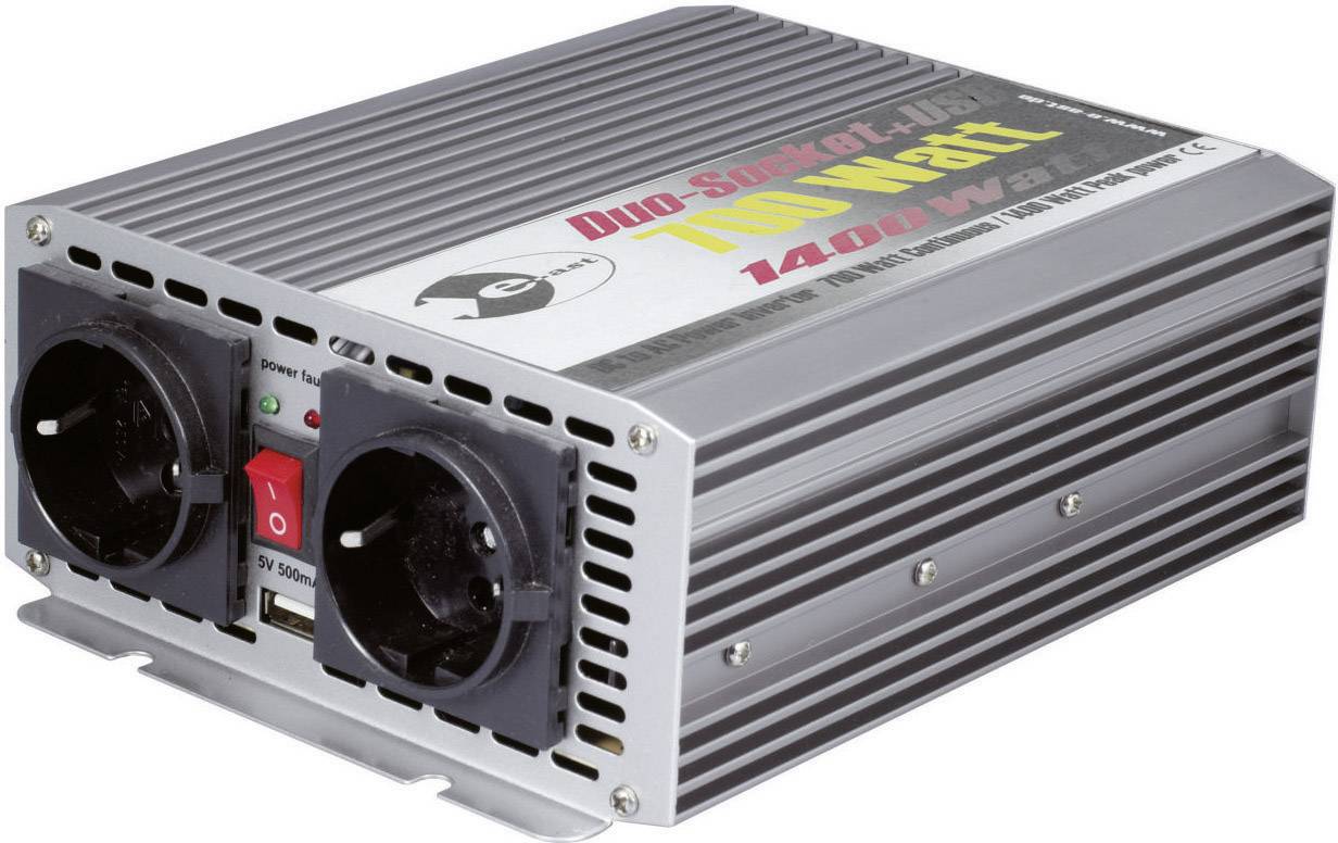 Egy ezüstszínű feszültségátalakító két csatlakozóaljzattal és egy piros be-/kikapcsolóval, amely alkalmas legfeljebb 1400 wattos elektromos készülékekhez.