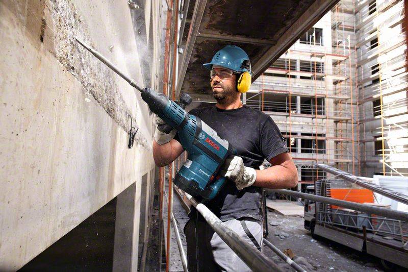 Bosch GSH 7 VC Professional 0611322000 Fúrókalapács Tartozékokkal-2