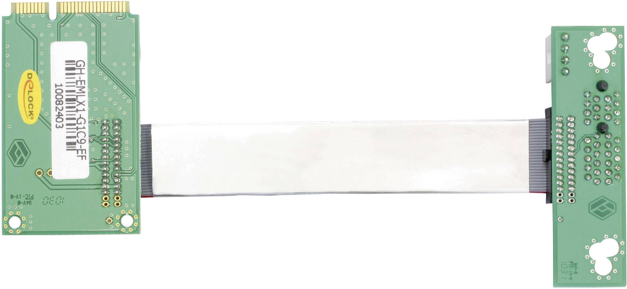 Egy lapos szalagkábel két zöld elektronikai áramkört köt össze arany érintkezőkkel és fekete csatlakozókkal, látható gyártói jelzések nélkül.