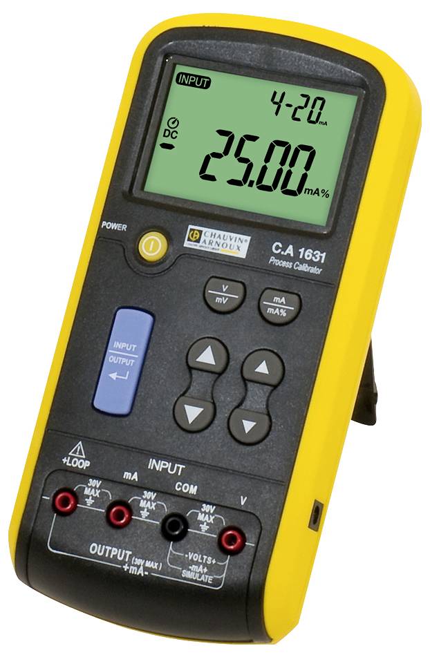 Calibratore manuale in custodia gialla, con display che indica '4-20 DC 25.00 mA'. Dotato di tasti e connettori per misurazioni elettriche.
