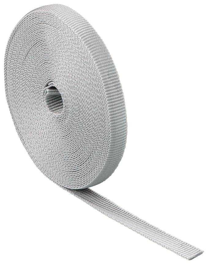 Grande rotolo di nastro intrecciato grigio o trama con una striscia libera che si estende dal rotolo su uno sfondo bianco.