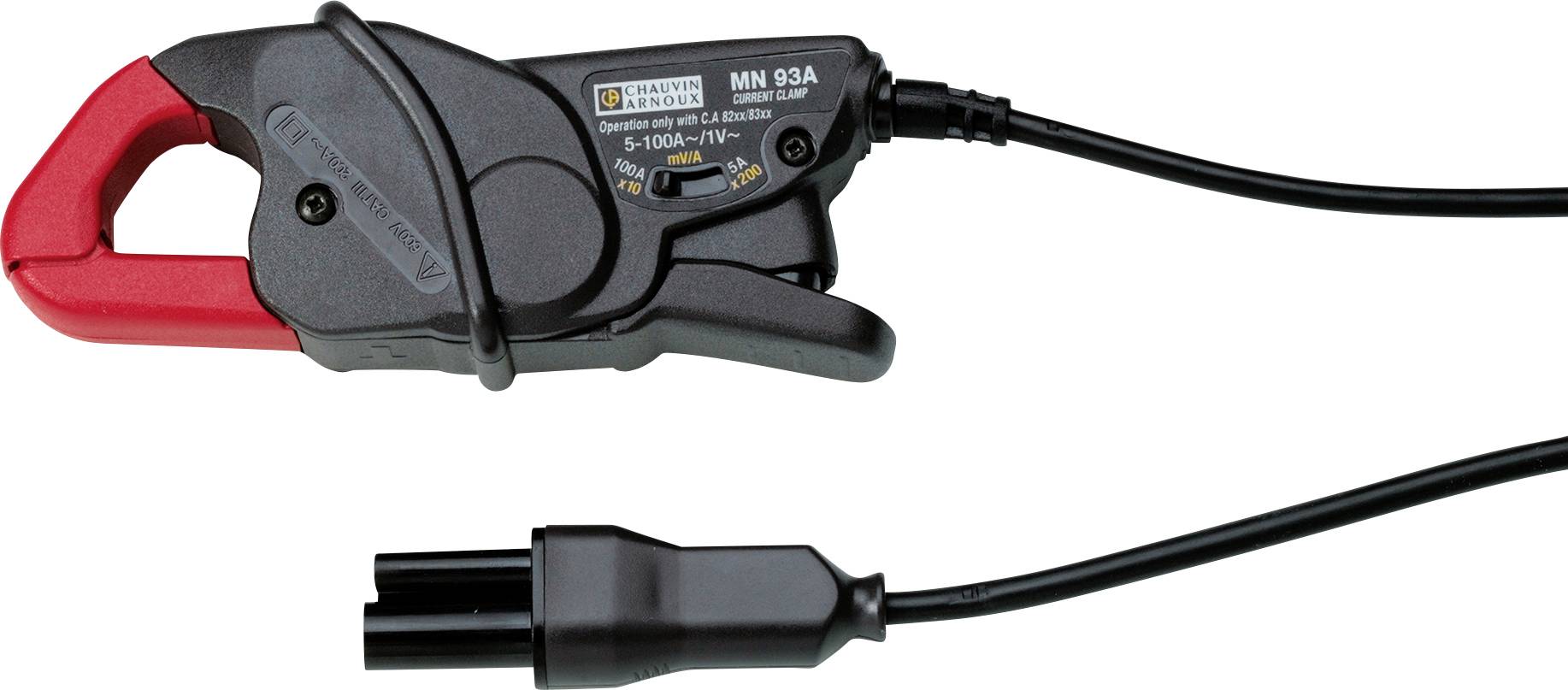 Un misuratore di pinza amperometrica elettrico con custodia nera e area di presa rossa, collegato a un cavo nero e a una spina.