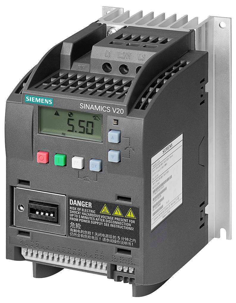 Un convertitore di frequenza Siemens Sinamics V20 con display digitale, diversi tasti e un dissipatore di calore; serve per il controllo dei motori.