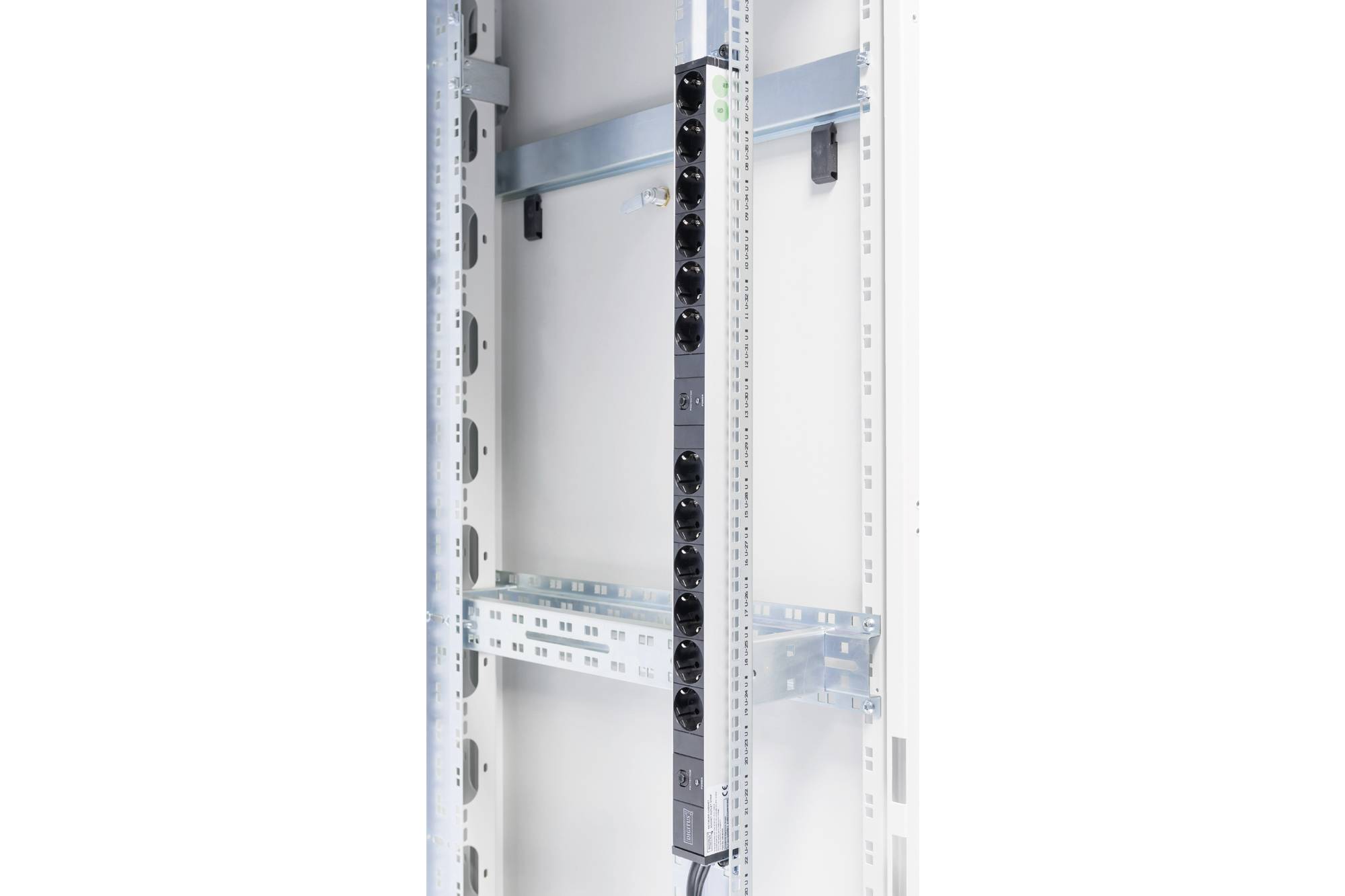 Digitus DN-95405 19 pollici Multipresa per armadio rack 1 U Presa schuko Nero-4