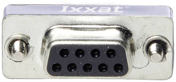 Un connettore elettronico argentato con nove fori rotondi, sul quale è visibile in alto il nome del marchio 'Ixxat'.