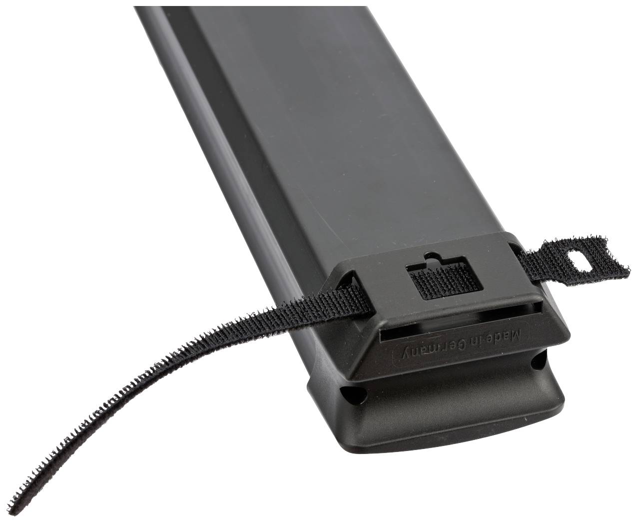 Canale per cavi nero-grigio con chiusura a velcro flessibile per raggruppare e organizzare i cavi.