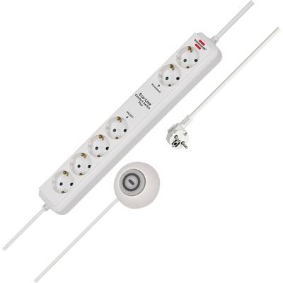 Ciabatta elettrica bianca con sei prese e cavo con spina, mostrata con un interruttore rotondo inline on/off per controllare i dispositivi collegati.