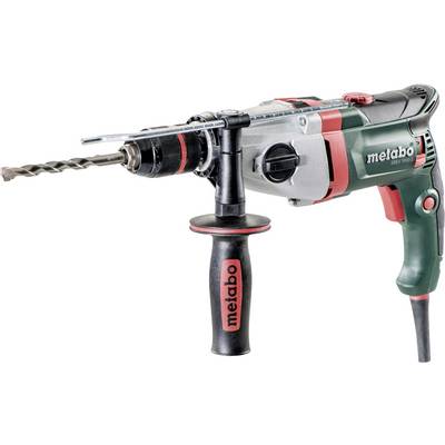 Trapano elettrico Metabo con punta da trapano collegata e maniglia laterale su sfondo bianco.