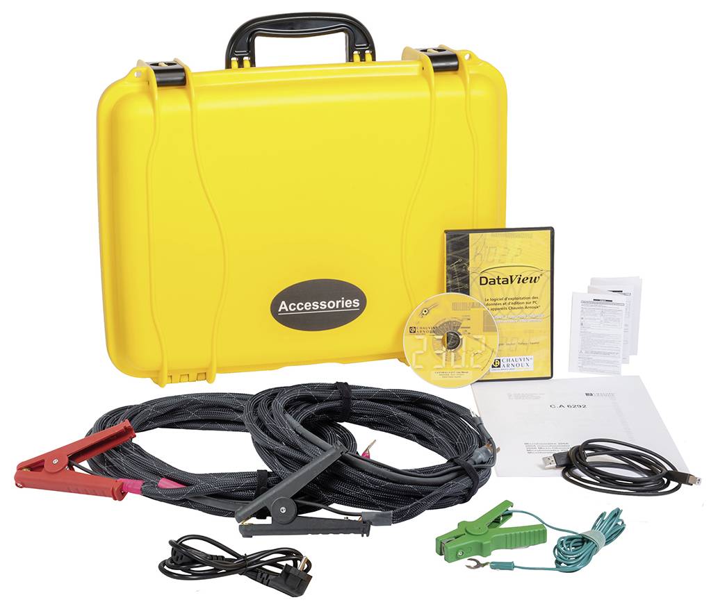 Valigetta gialla per attrezzi con accessori come cavi, un CD, un manuale e morsetti. Progettata per la raccolta dati o la strumentazione di misurazione.