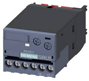 Dispositivo elettronico con scritta 'SIEMENS SIRIUS', numero modello 3RA2831. Mostra i connettori e due manopole di regolazione sul lato frontale.
