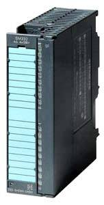 Un componente elettronico nero-blu con la scritta '6GK1503-3CB00' sul lato frontale, probabilmente un modulo o un processore.