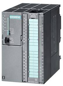 Un dispositivo elettronico grigio con il logo Siemens, diverse spie luminose verdi e tasti sul pannello frontale.