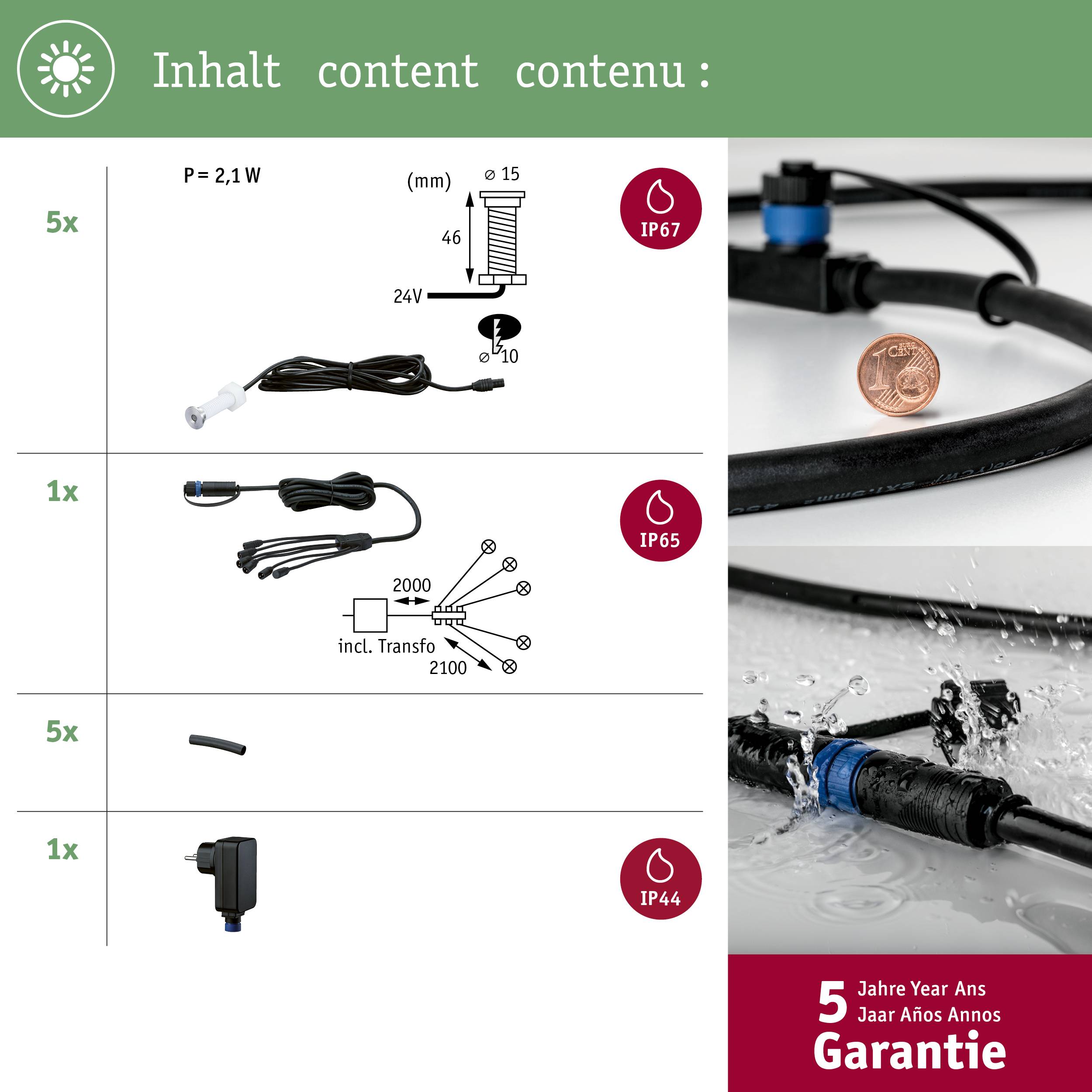 'L'immagine mostra il contenuto di un pacchetto: diversi cavi, un alimentatore, accessori e informazioni sulla garanzia.'