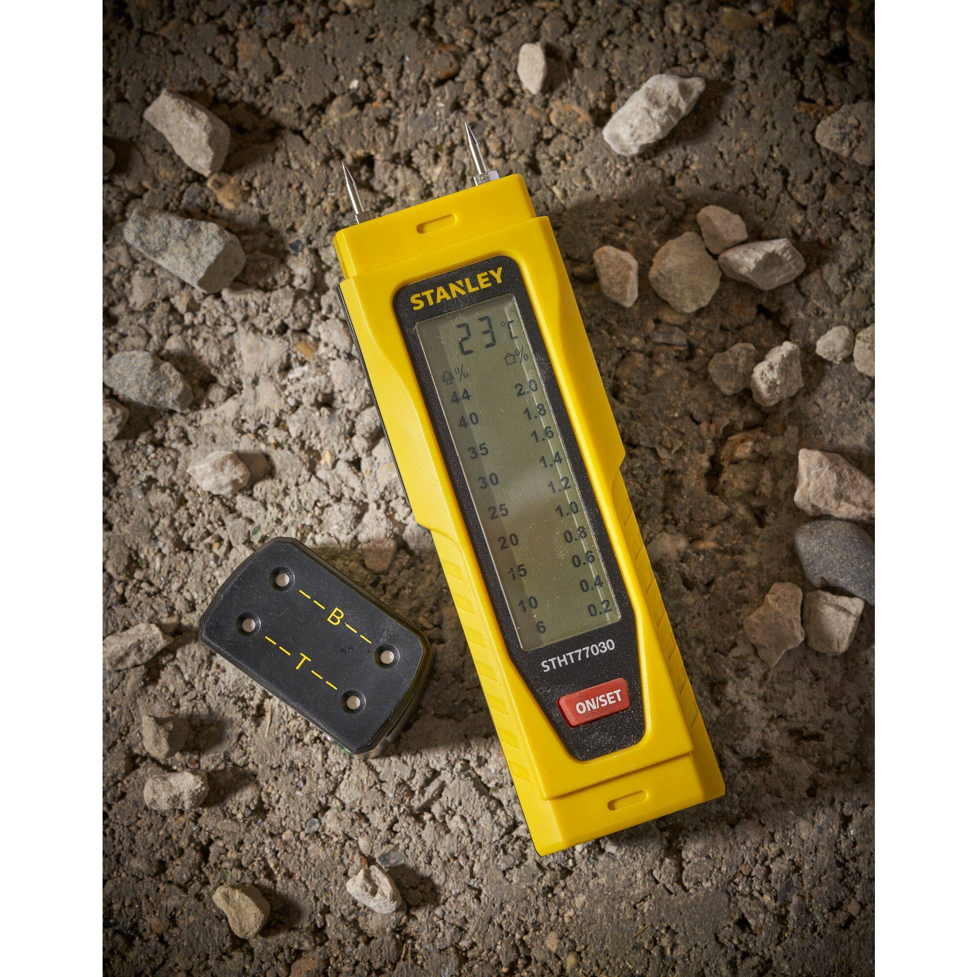STANLEY 0-77-030 Misuratore di umidità per materiali Range di misura umidità del legno (intervallo) 6 fino a 44 %-17