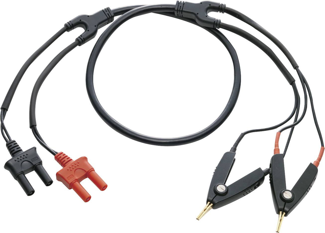 Un cavo di misurazione nero e rosso con due morsetti a coccodrillo e due spine da 4 mm per misurazioni elettriche in laboratorio.