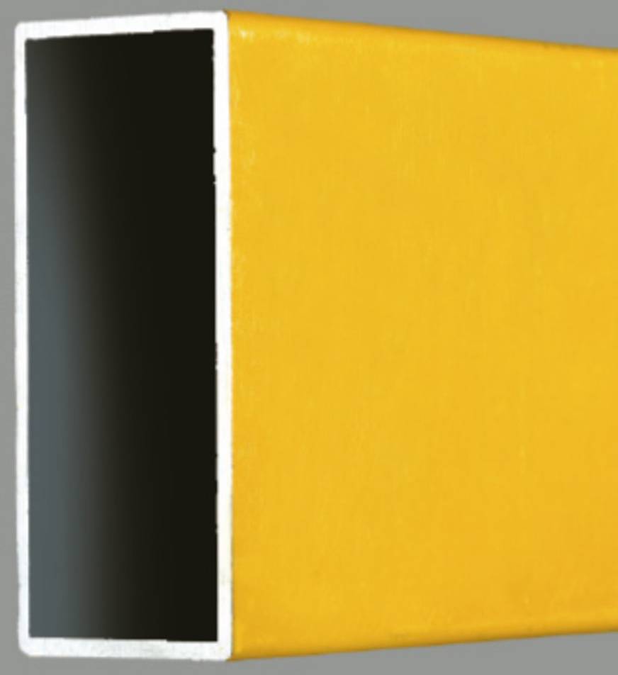 Un tubo rettangolare e cavo di colore giallo che, visto di lato, mostra lo spessore della parete e la sezione trasversale aperta.