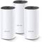 Tre router Wi-Fi bianchi di TP-Link dal design sottile con fessure di ventilazione verticali.