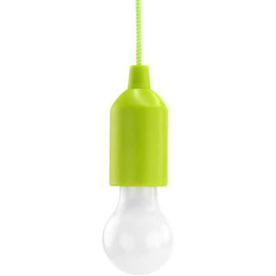 Lampada a sospensione verde con lampadina bianca appesa a un cavo verde, su sfondo bianco.