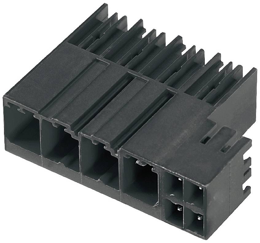 Un connettore elettrico nero con più slot e rivestimento in plastica.