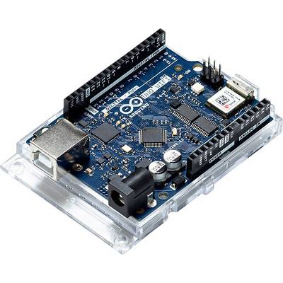 Scheda Arduino Uno con piste blu e connettori neri su un involucro trasparente. Contiene vari chip e porte di connessione.