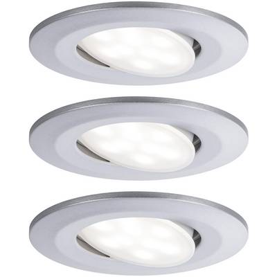 Tre plafoniere LED rotonde con cornice argentata, disposte in modo uniforme. Emanano una luce brillante e moderna.