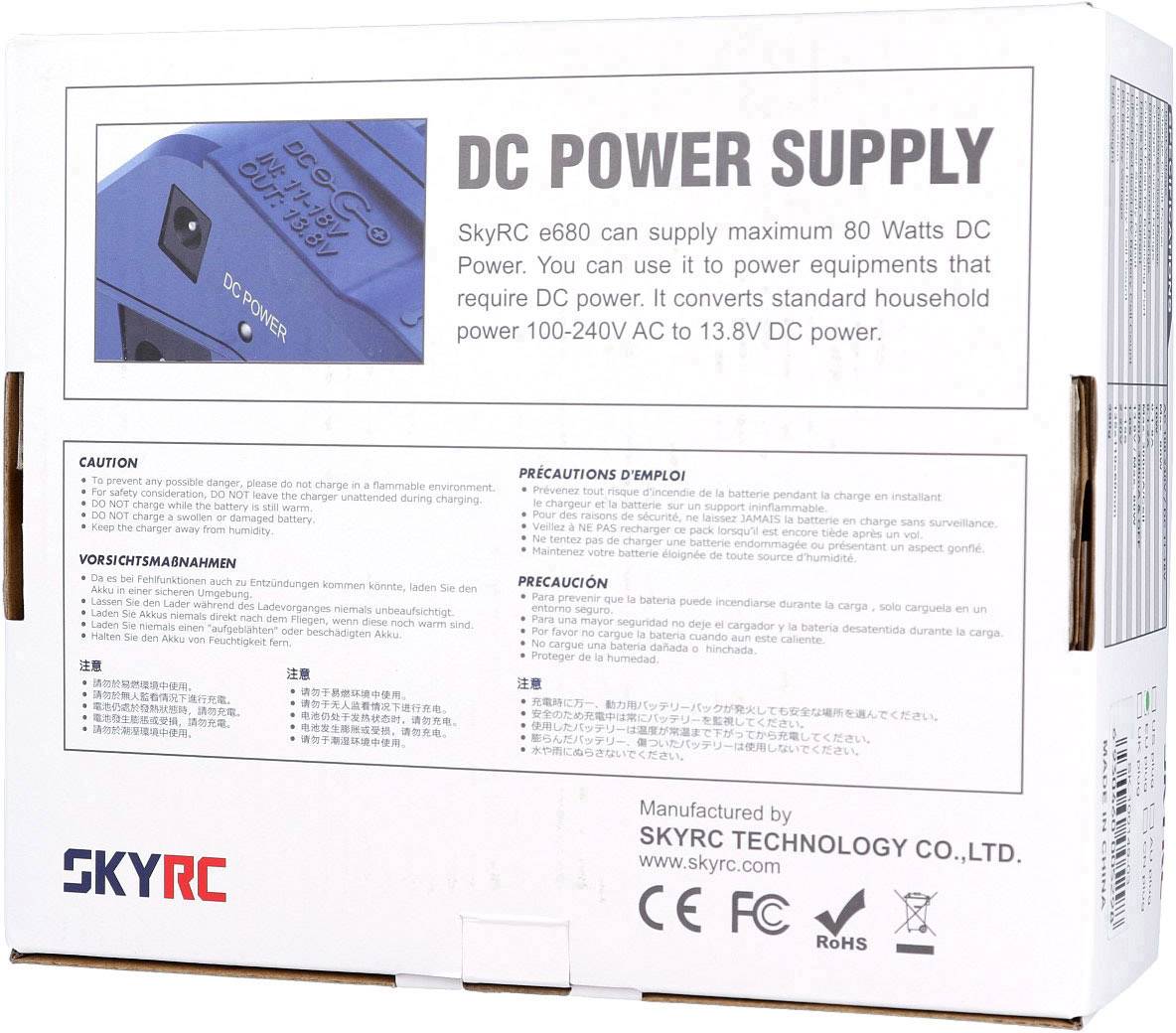 Scatola di un alimentatore DC di SkyRC. Potenza massima di 80 watt; converte 100-240V AC in 13,8V DC. Precauzioni e specifiche tecniche stampate sulla confezione.