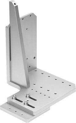 Supporto metallico con più fori e viti. Utilizzato per fissaggi in applicazioni tecniche o industriali.