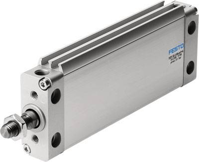 Cilindro pneumatico Festo, forma rettangolare, involucro metallico, attacchi laterali visibili. Utilizzato in sistemi automatizzati.