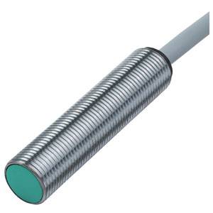 Un oggetto cilindrico metallico con un'estremità piatta di colore verde, al quale è collegato un cavo.