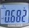 Display multimetro digitale mostra '0.682 V AC' in modalità automatica. Tipo di dispositivo: MultiMeter Pocket XP.