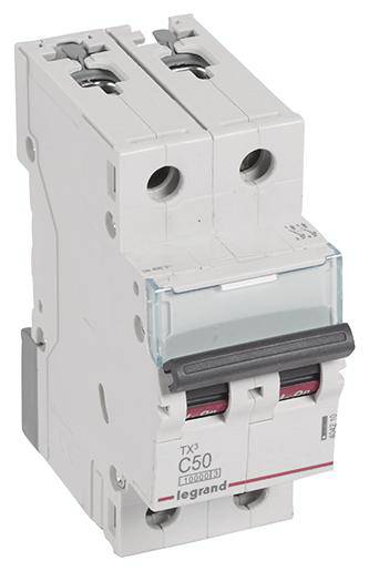 Un interruttore magnetotermico bipolare marca Legrand, modello TX3, tipo C50. È utilizzato per la protezione di circuiti elettrici.