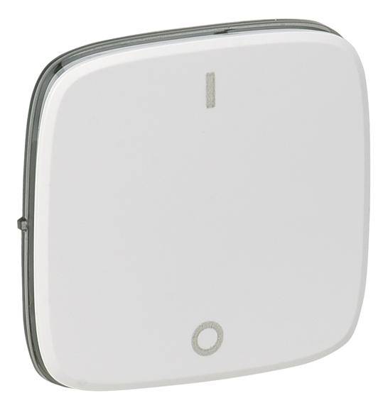 Un interruttore a parete bianco, quadrato, con due simboli: 'I' (Acceso) in alto e 'O' (Spento) in basso. Design minimalista.