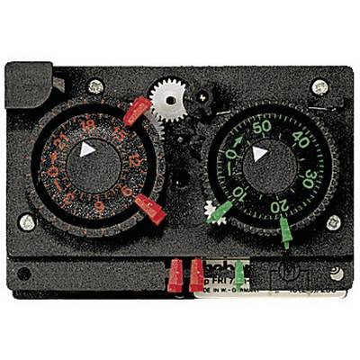 Un timer meccanico con due quadranti; quello di sinistra per l'ora, quello di destra per impostazioni di intervalli di minuti con spilli colorati.