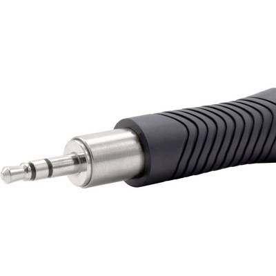Primo piano di un connettore jack stereo da 3,5 mm in argento con un cavo nero e goffrato. Adatto per connessioni audio.